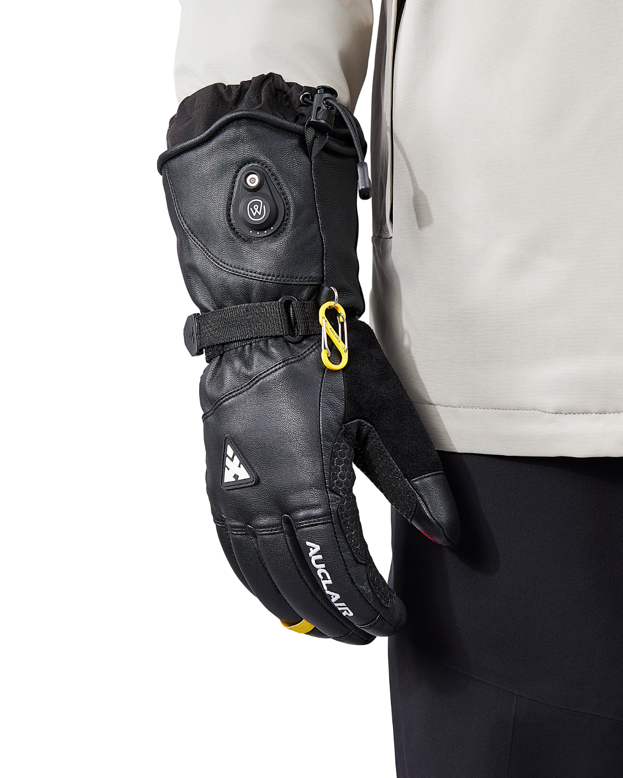 High performance heated ski glove